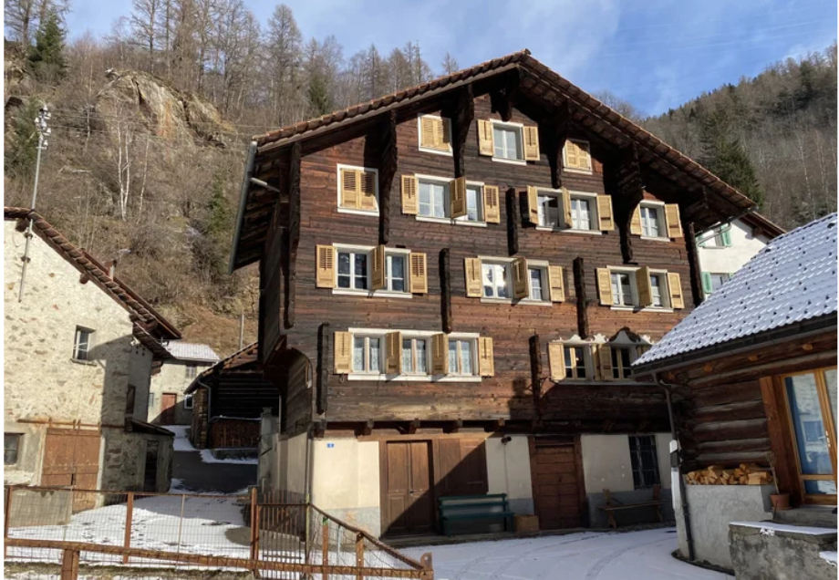 Casa Storica 1642 — Quinto
